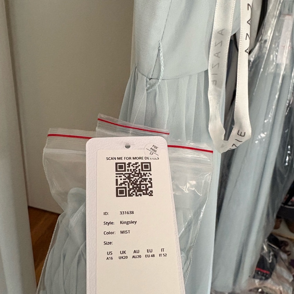 NWT Azazie Kingsley Dress in Chiffon Mist - Picture 6 of 7